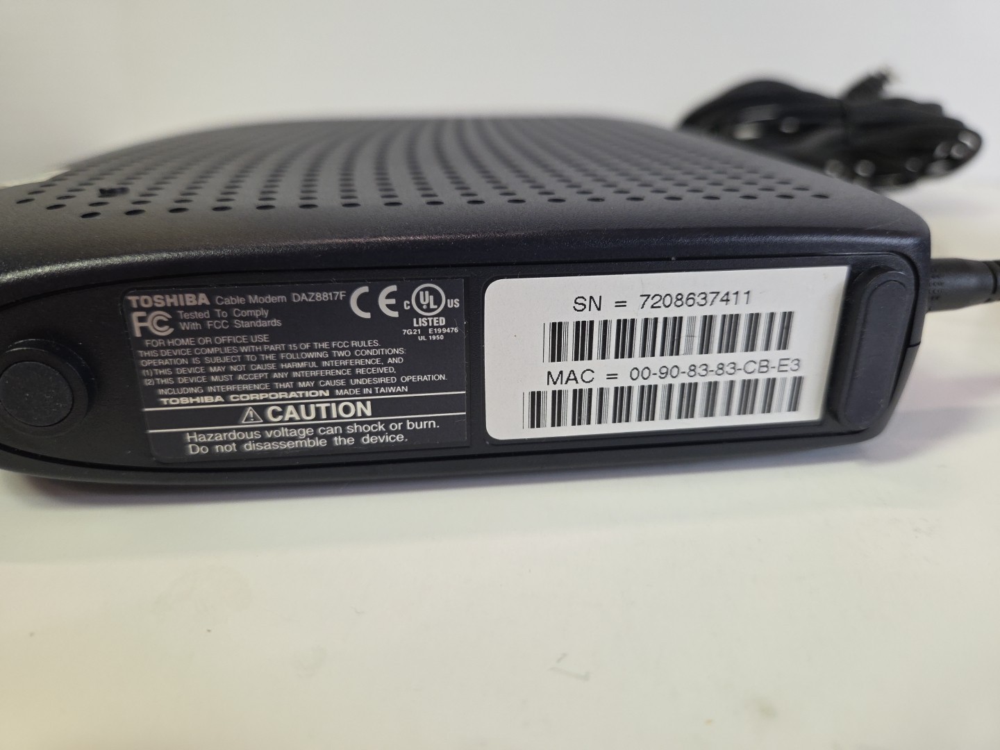 Toshiba DOCSIS Cable modem PCX2200 (DAZ8817F-R) 43 Mbps Power Cord And LAN Inclu