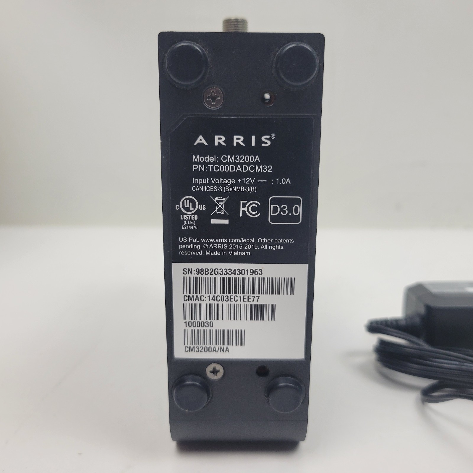 ARRIS CM3200A Gigabit Cable Modem DOCSIS 3.0 TC00DADCM32 w/ Adapter