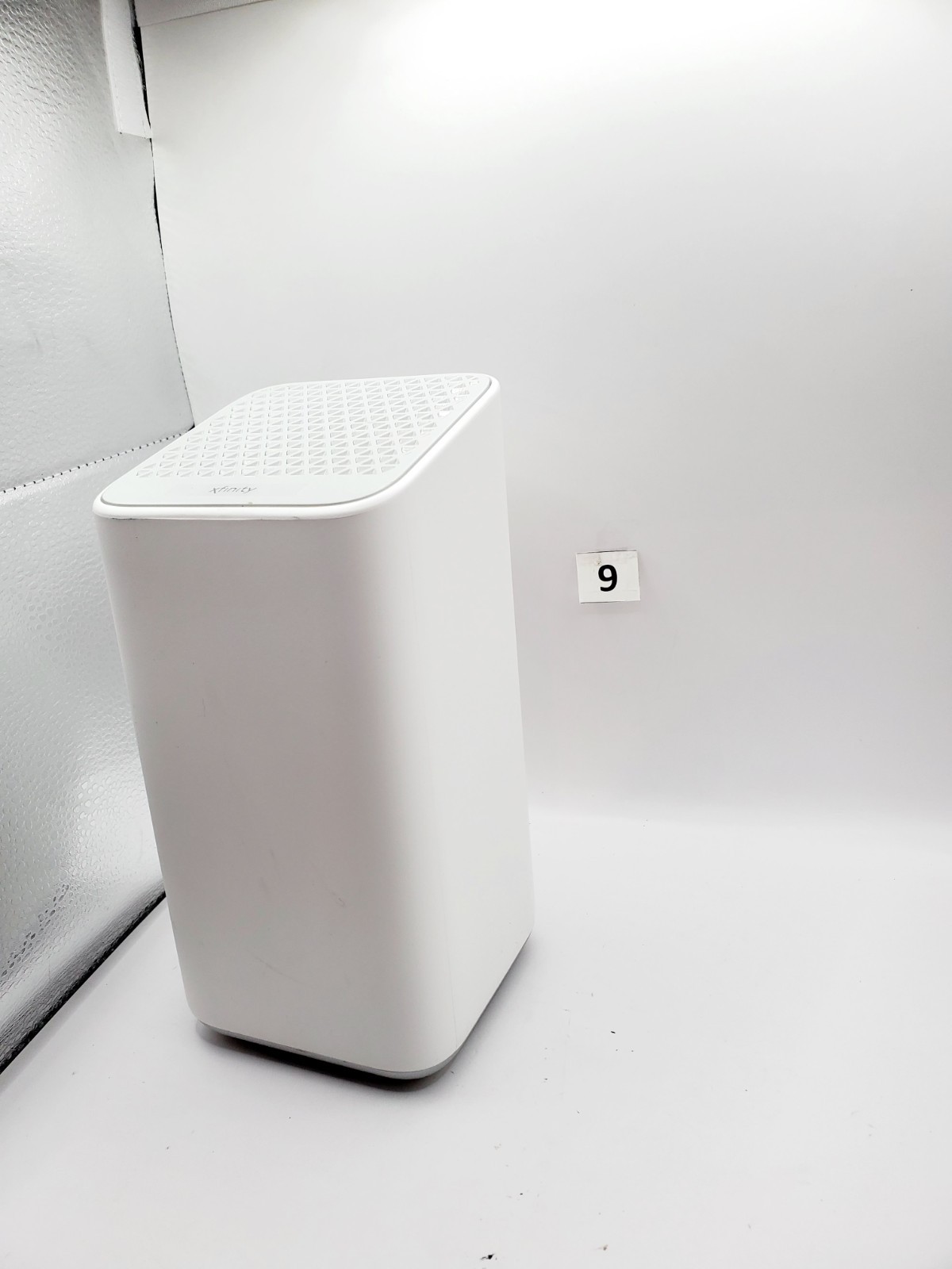 XB7-cm Gigabit Modem WiFi Router no power cord