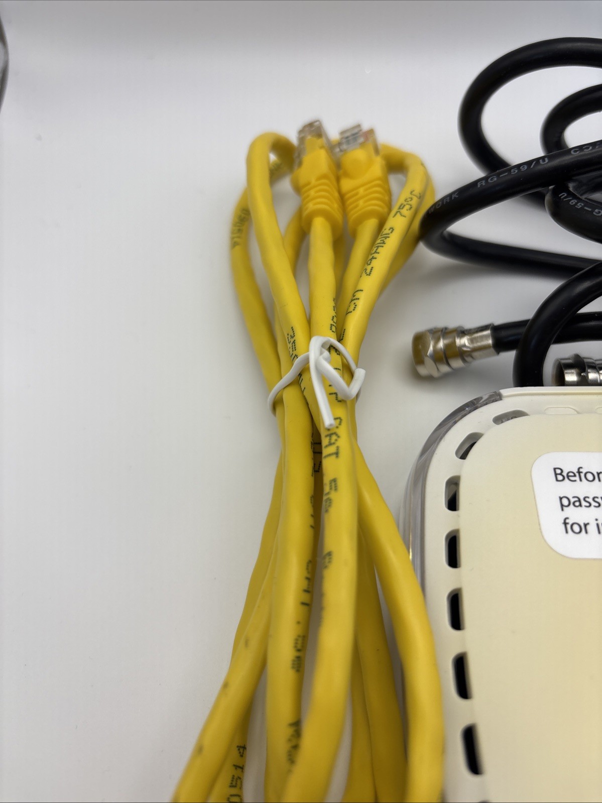 Netgear DM111PSP Broadband ADSL2+ Modem. All Cables Included. Read Description.