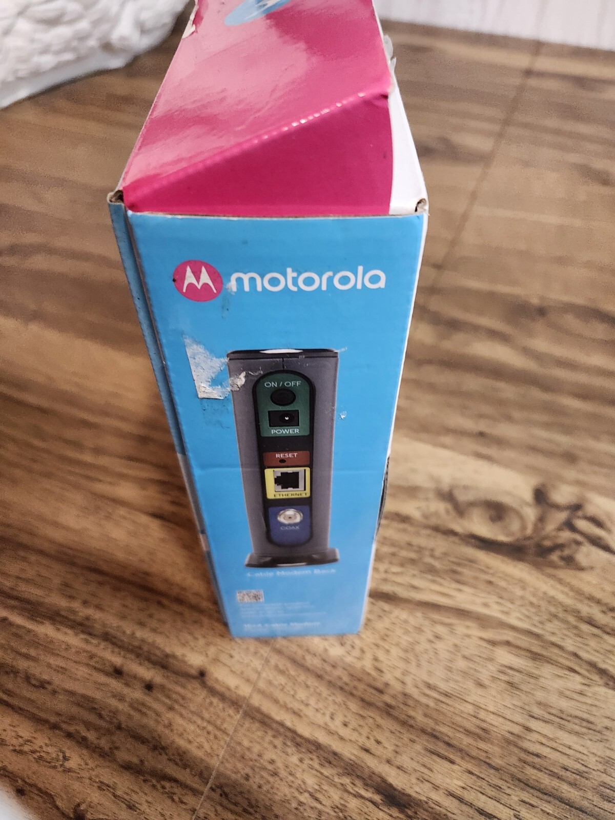 Motorola MB74200 686mbps DOCSIS 3.0 Cable Modem