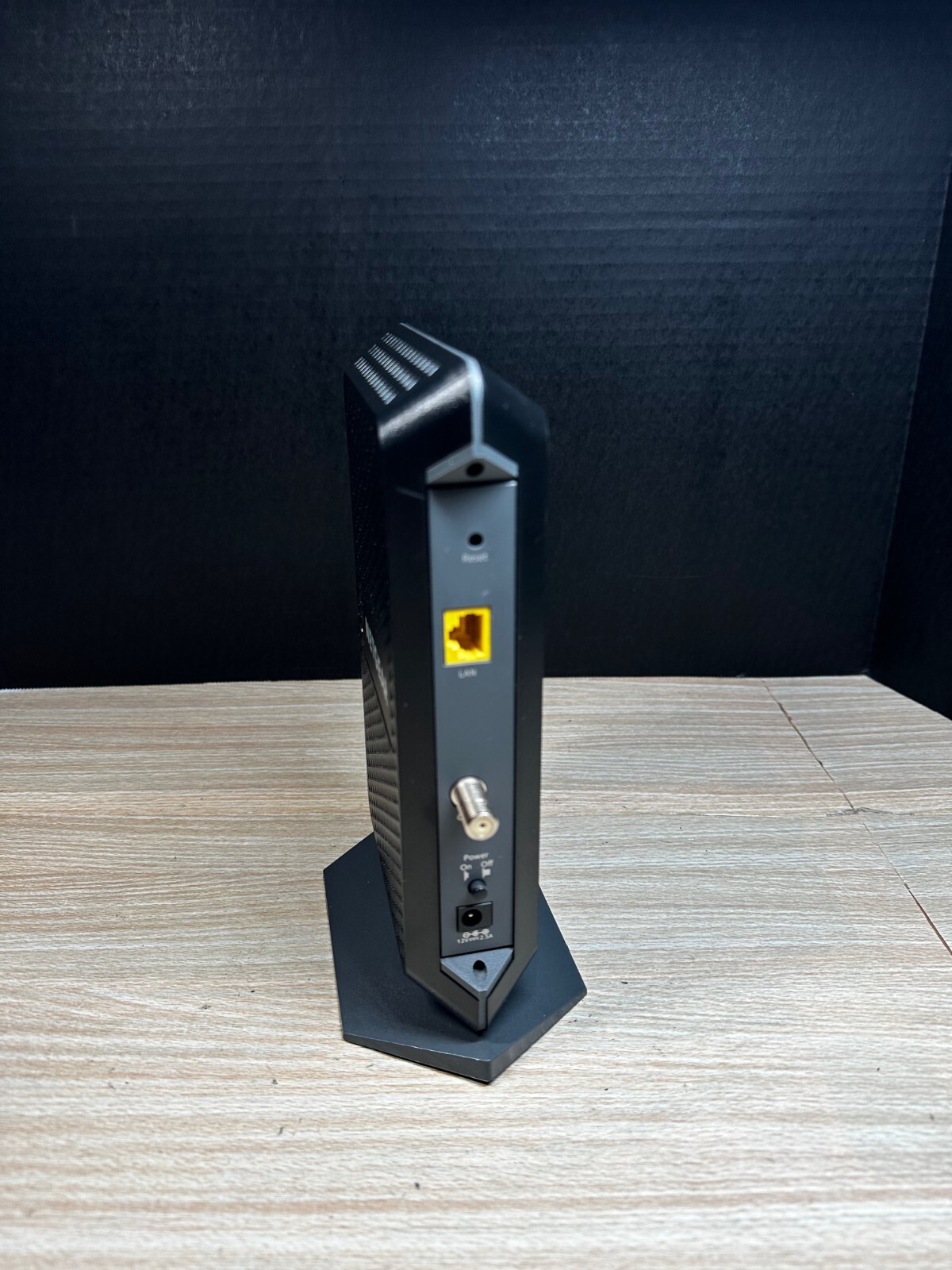NETGEAR CM1000 DOCSIS 1000Mbps Cable Modem (CM1000-1AZNAS)