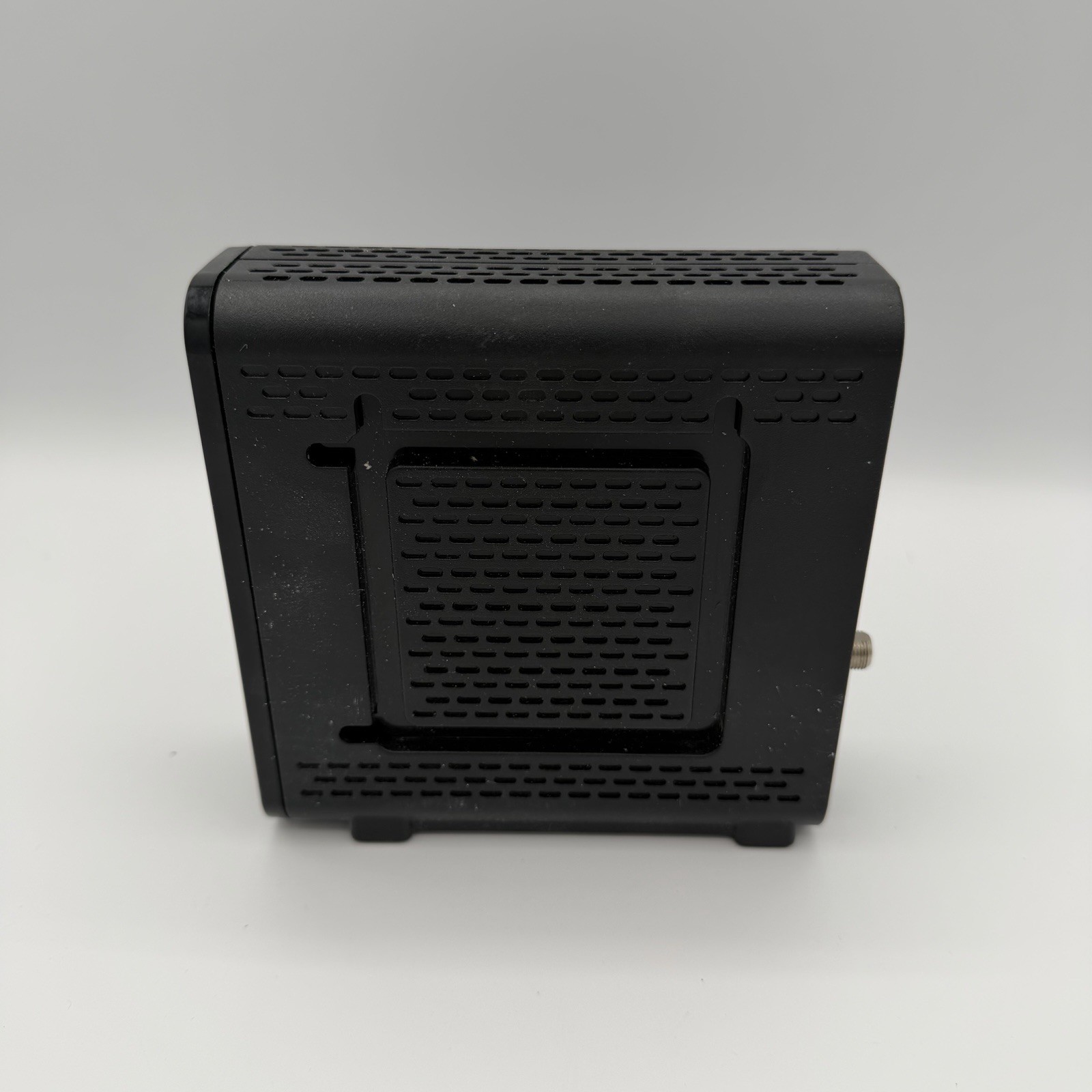Motorola SB6180 DOCSIS 3.0 cable modem SURFboard