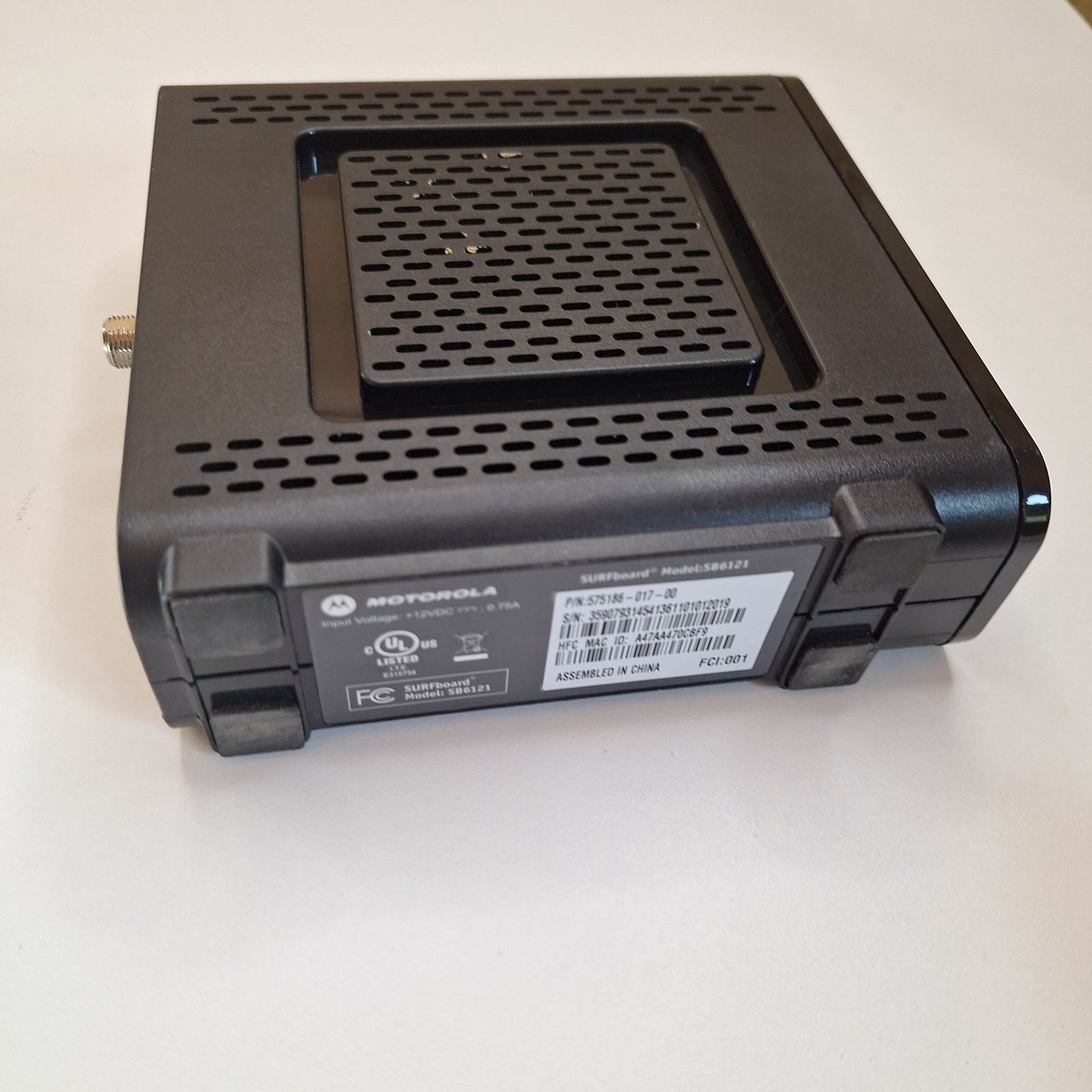 Motorola Surfboard SB6121 WiFi Cable Modem Black (575186-017-00) TESTED