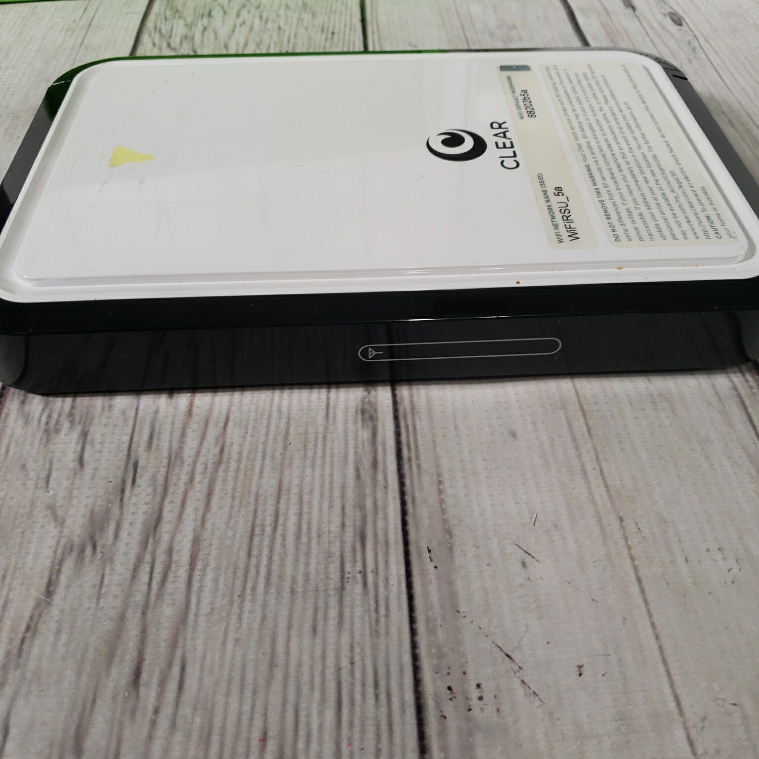 Clear WIXFBR-117 Wireless Home Internet Modem 802.11 b/g/n w/ Adapter