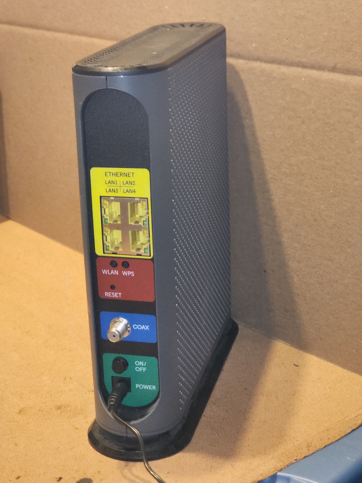 Motorola MG7540 16×4 DOCSIS 3.0 Cable Modem plus AC1600 WiFi Router w/AC Adapter