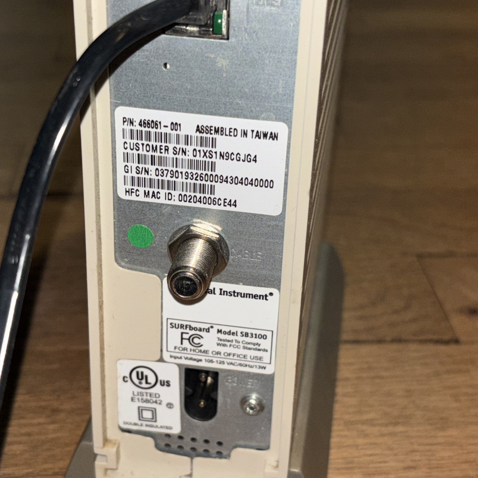 Cable Modem SURFboard SB3100 (SB3100) 38 Mbps/Ethernet & power