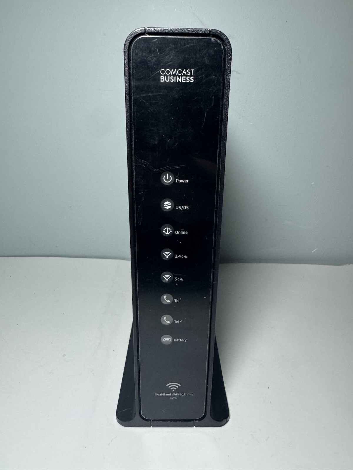 Technicolor DPC3941B Comcast Business Dual Band WiFi Cable Modem Router w/Cord