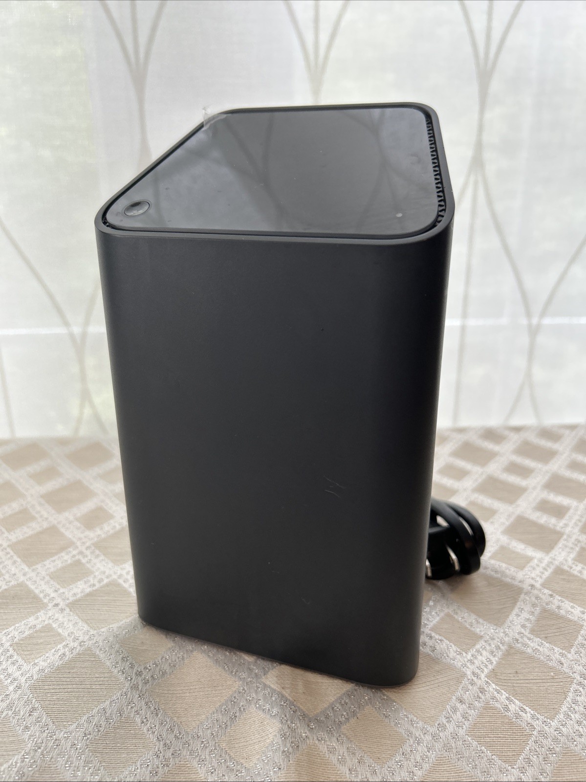Xfinity XB6-T CGM4140COM Gateway Modem Router w Power Cord Turns On