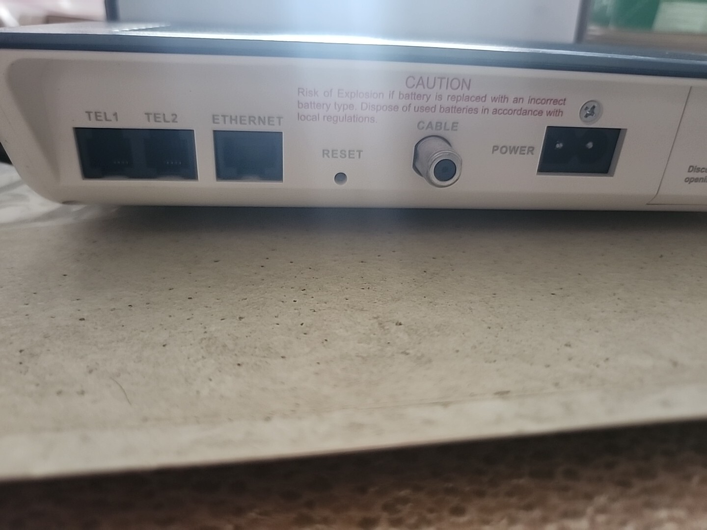 Ubee DVM3203B Voice Cable Modem Docsis 3.0 eMTA