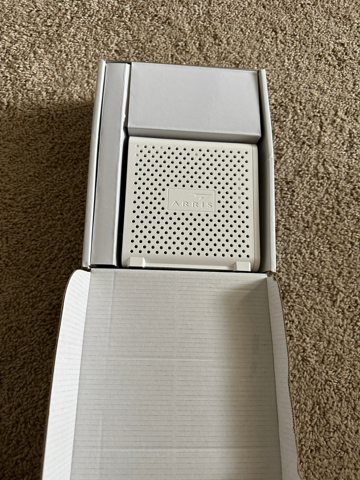 Arris SURFboard SB6183 DOCSIS 3.0 Cable Modem Pre-owned Good Condition In Box