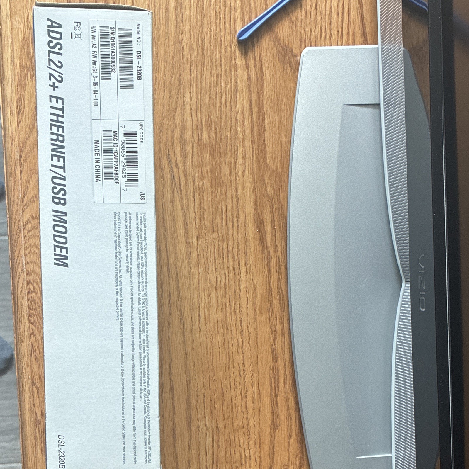 D-Link DSL-2320B ADSL2/2+ Modem 24 Mbps 10/100 Ethernet USB RJ-11/45