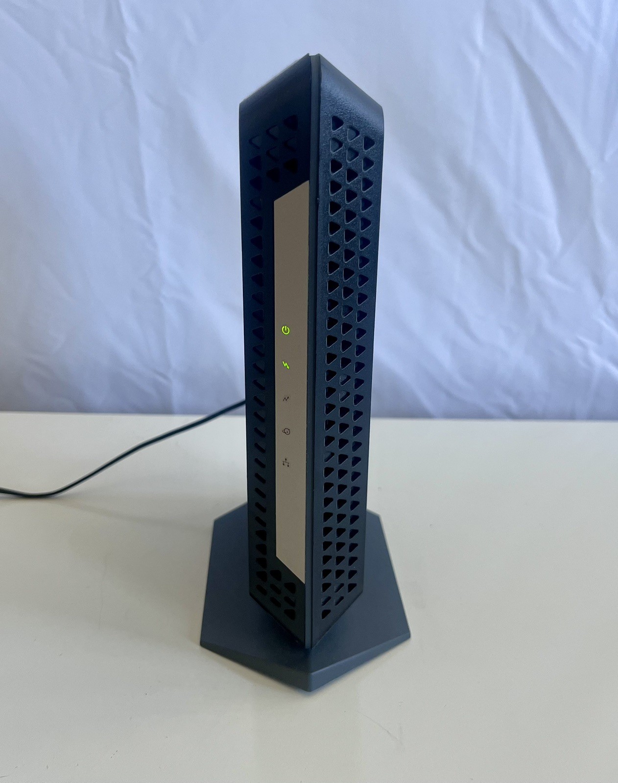 Netgear CM1000 DOCSIS 3.1 Cable Modem – Speeds Up To 1 Gbps Pre Owned