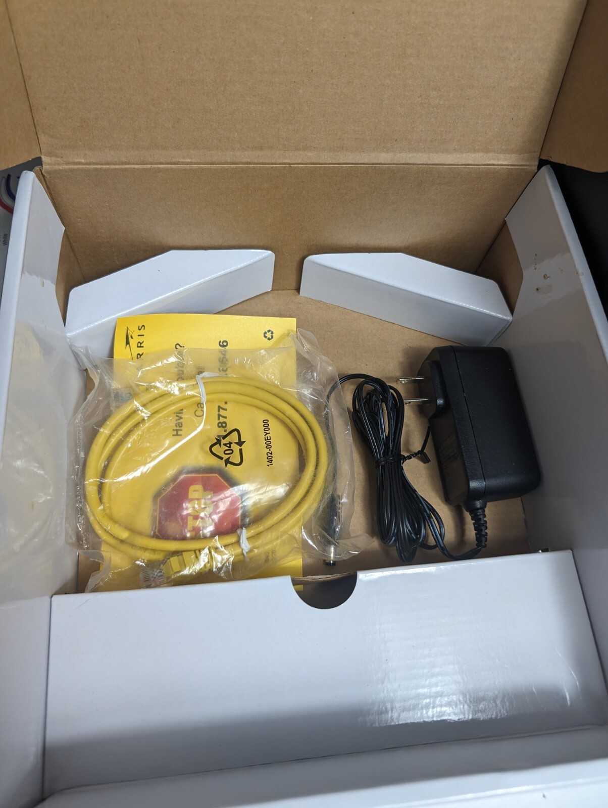 ARRIS SURFboard SBG7600AC2 DOCSIS 3.0 Cable Modem & AC2350 Dual-Band WiFi Router
