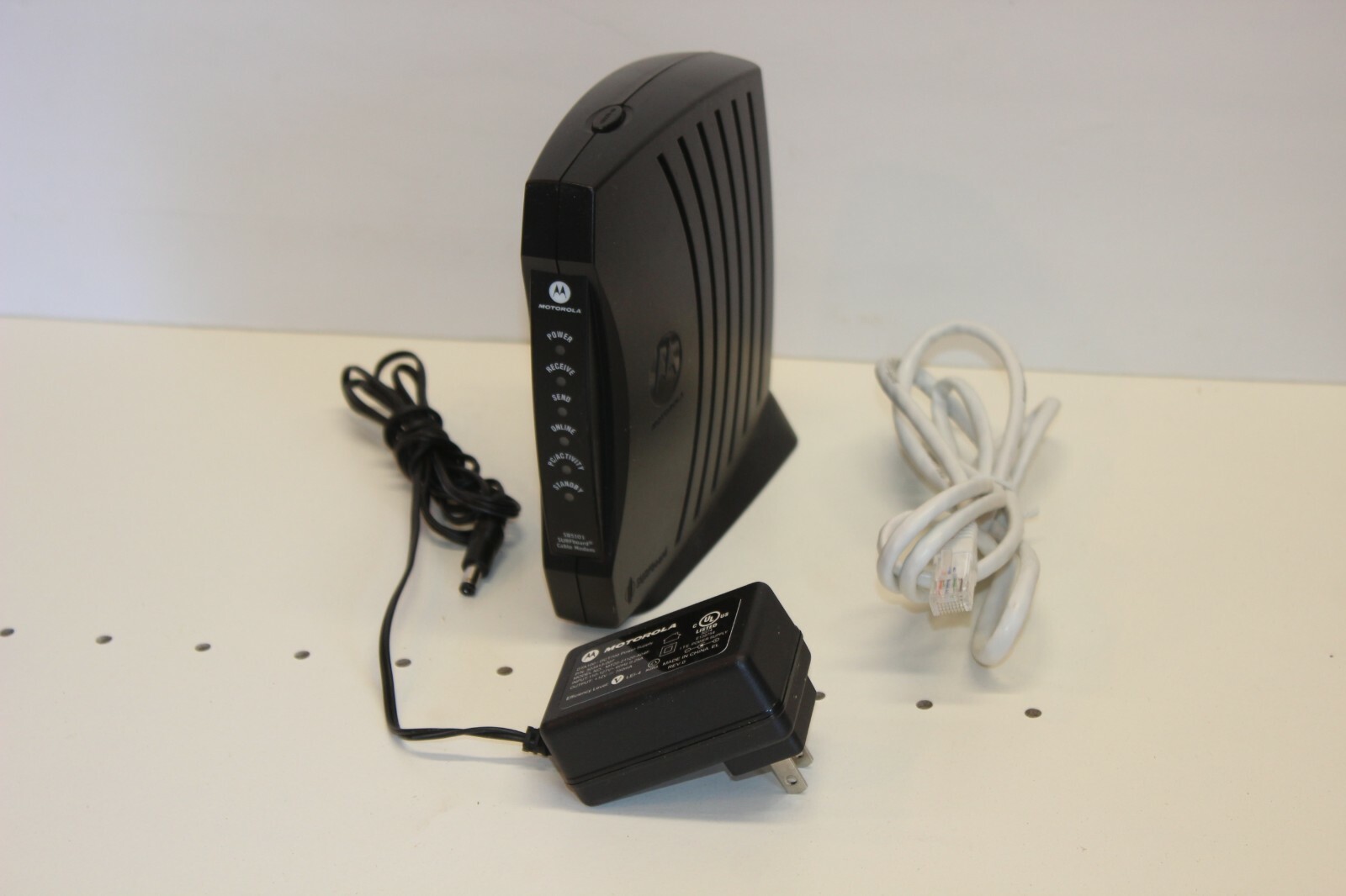 Motorola SURFboard SB5101U DOCSIS 2.0 Cable Modem