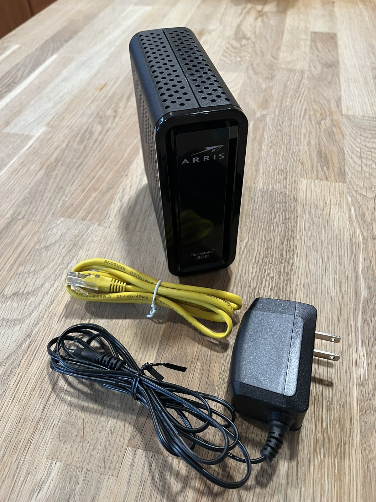 Arris SURFboard SB6183 DOCSIS 3.0 Cable Modem