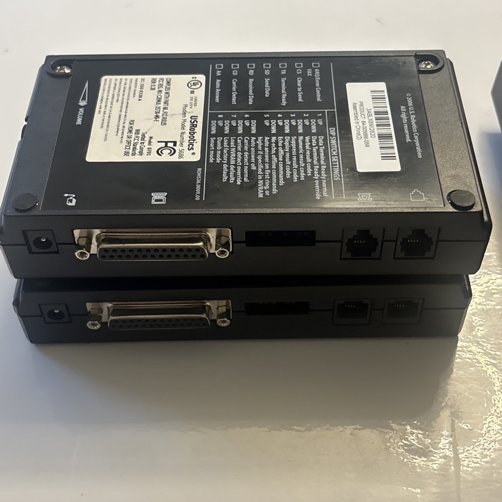 LOT OF (2) Us Robotics Black 56 k Modem Model # 5686 V.92 VTG RARE -2006 W/ Box