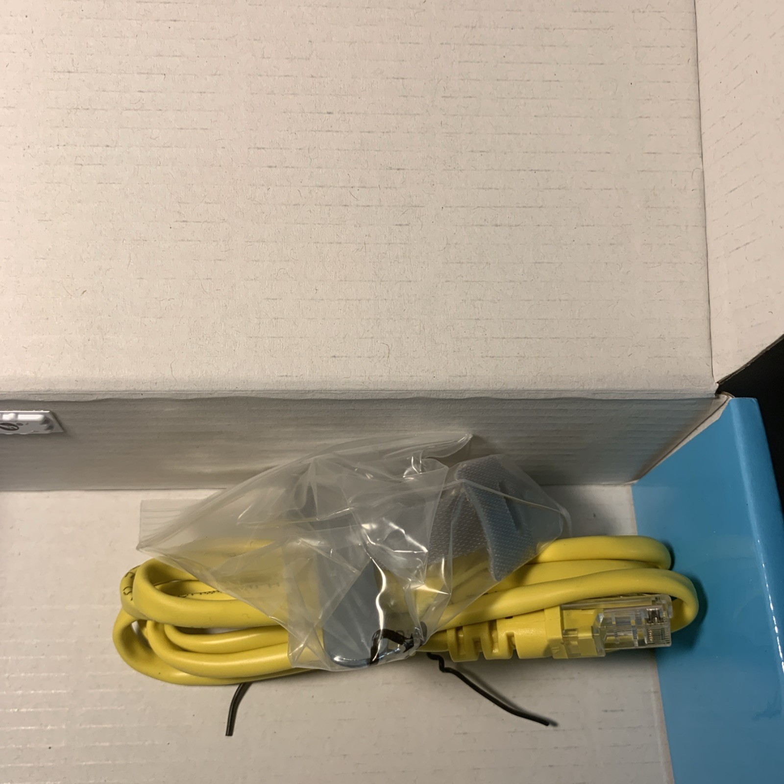 Motorola 8 By 4 Cable Modem,Model MB7220.New In Open Box.