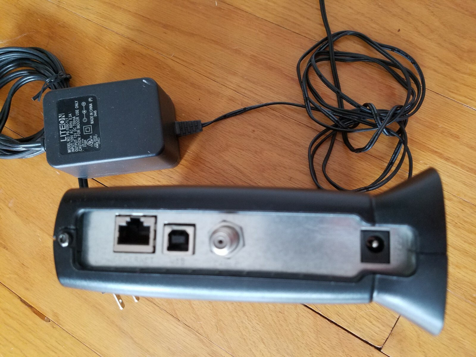 Motorola SURFboard SB5100 (501209-001-00) 38.91 Mbps