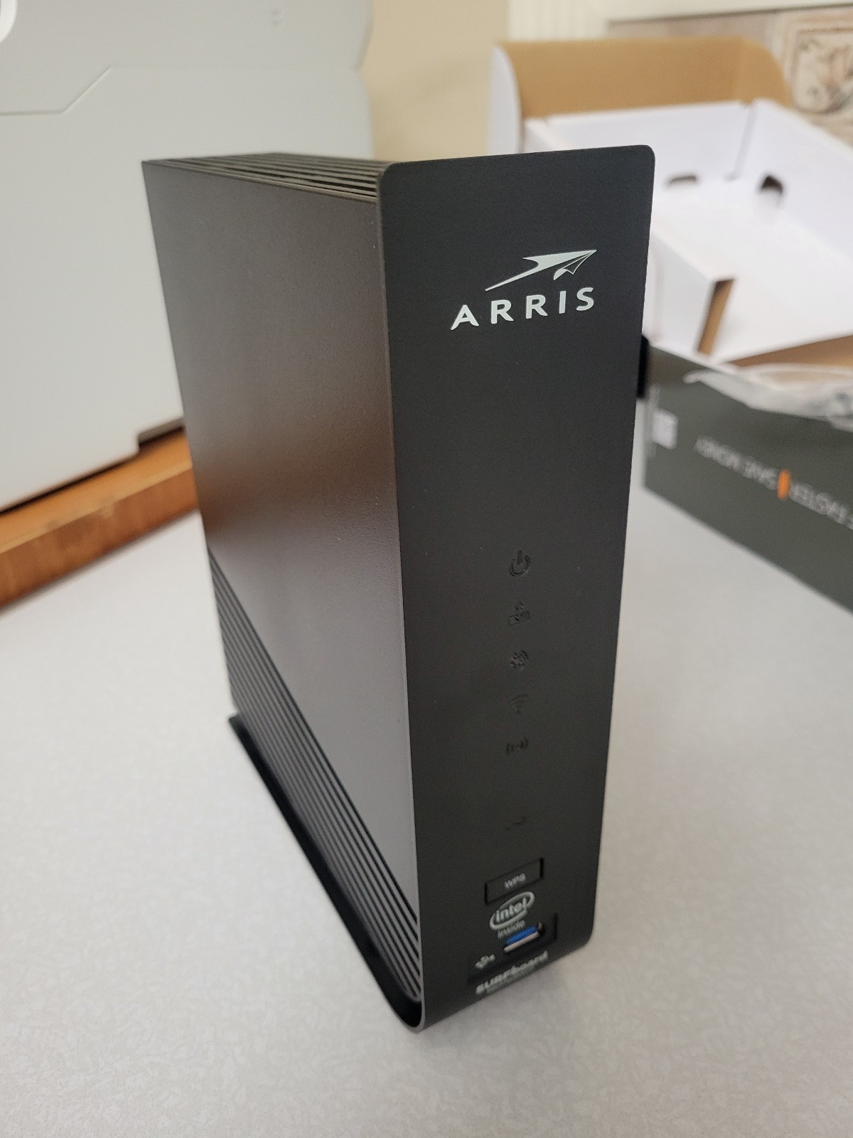 ARRIS SBG7600AC2 Surfboard Cable Modem & WiFi Router – DOCSIS 3.0 & AC2350
