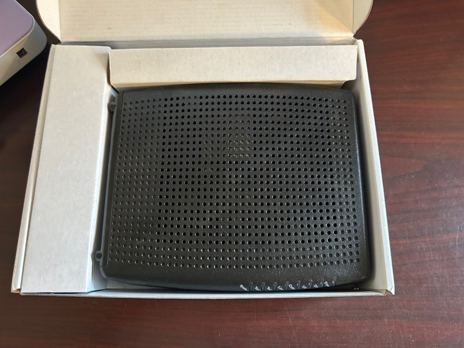 ARRIS TM822R Cable Modem Docsis 3.0 Black 343 Mbps . Preowned Tested.