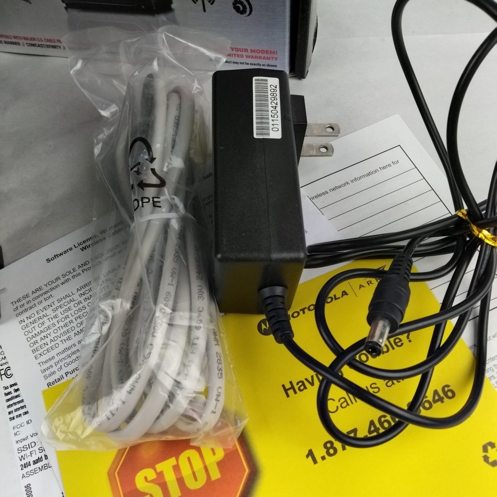 Motorola Surfboard N300 SBG6580 DOCSIS 3.0 WiFi Cable Modem Router