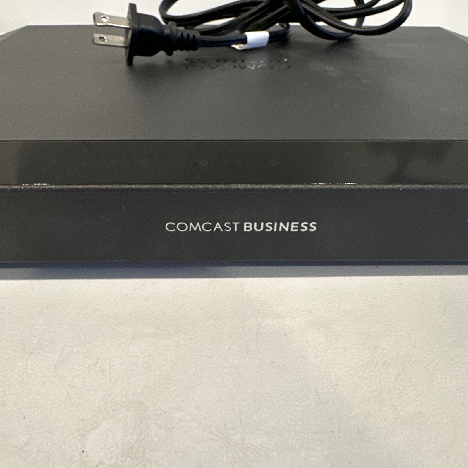 Comcast Business Modem Router CBR2-T WiFi Gateway w Power