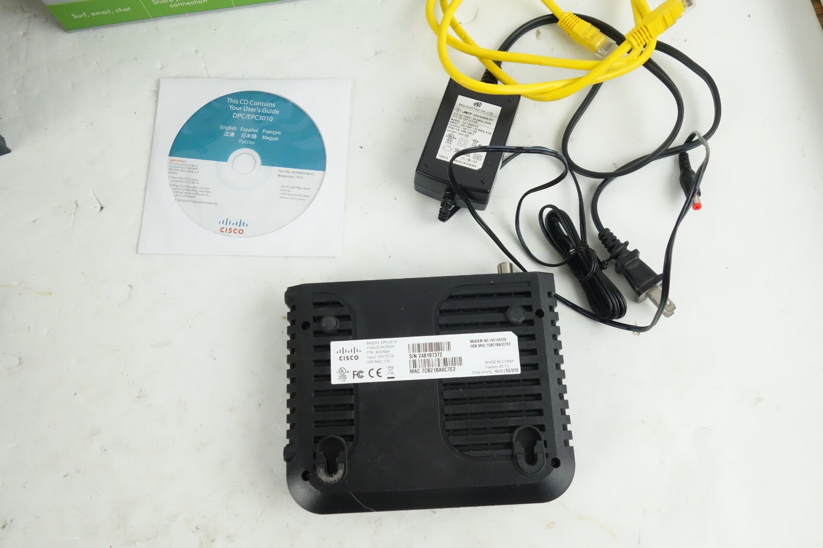 (2) NETGEAR WIRELESS ROUTERS +Cisco DPC3010 DOCSIS 3.0 Cable Modem