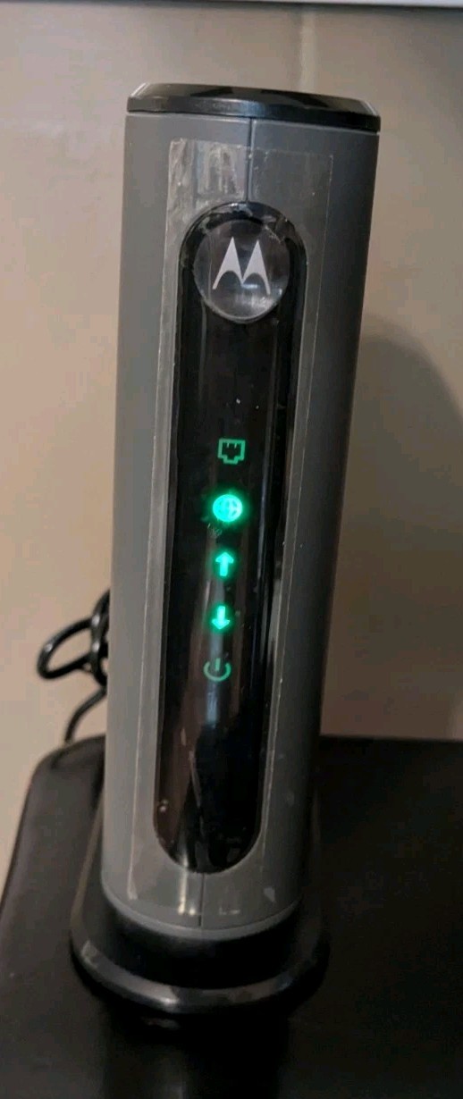 Motorola 16X4 Cable Modem Model MB7420