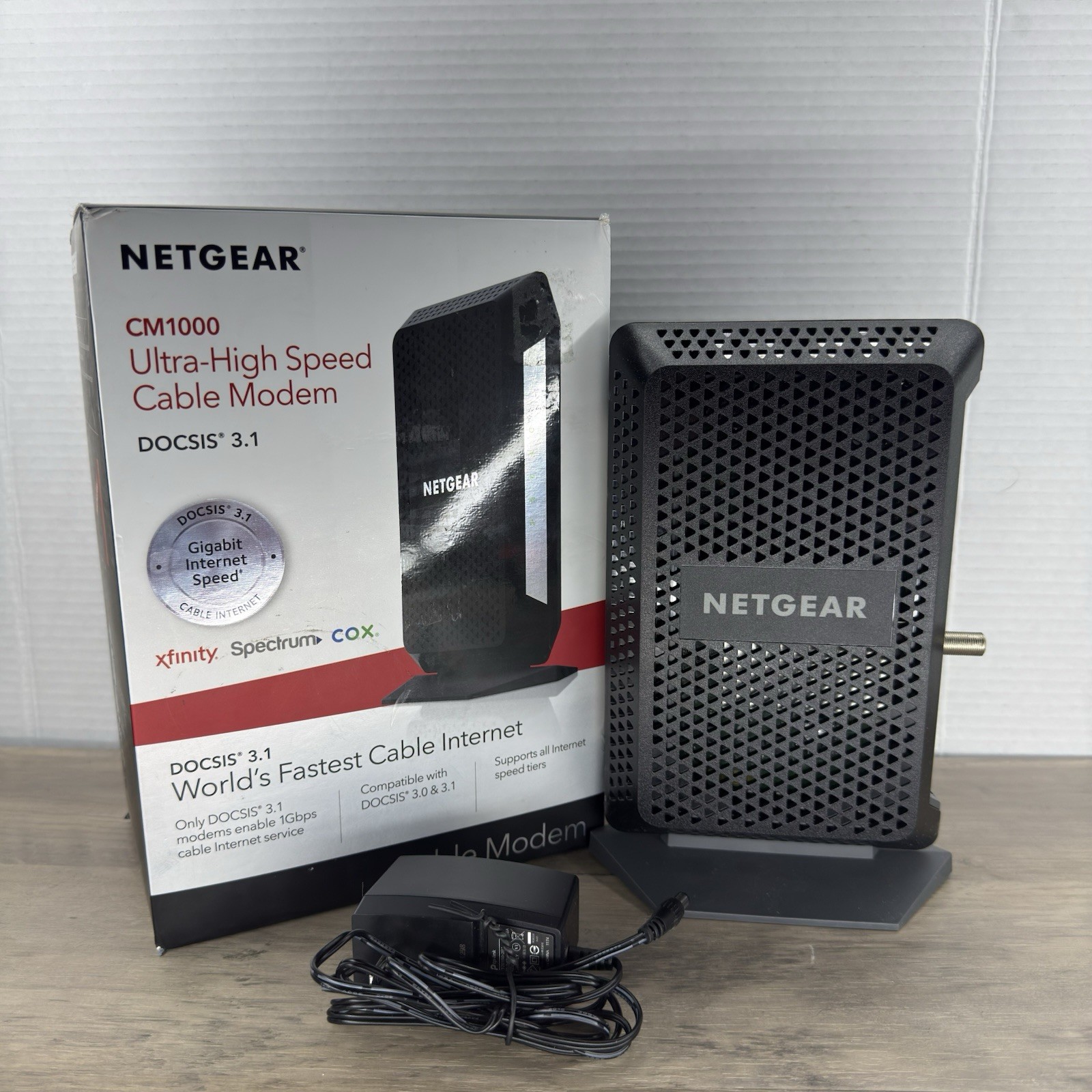 NETGEAR Ultra-High Speed Cable Modem DOCSIS® 3.1 for XFINITY CM1000