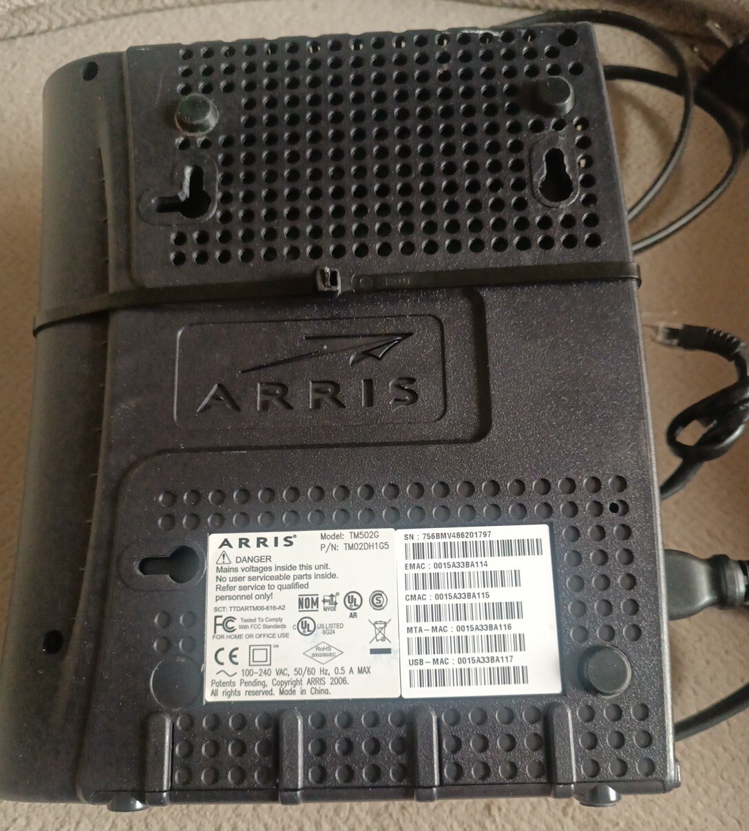 Arris TM502G + Level One WBR-5400 /312