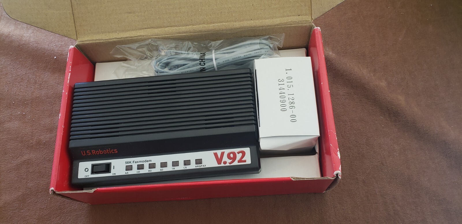 US Robotics USR5686E 56k V.92 External Faxmodem Model 5686E