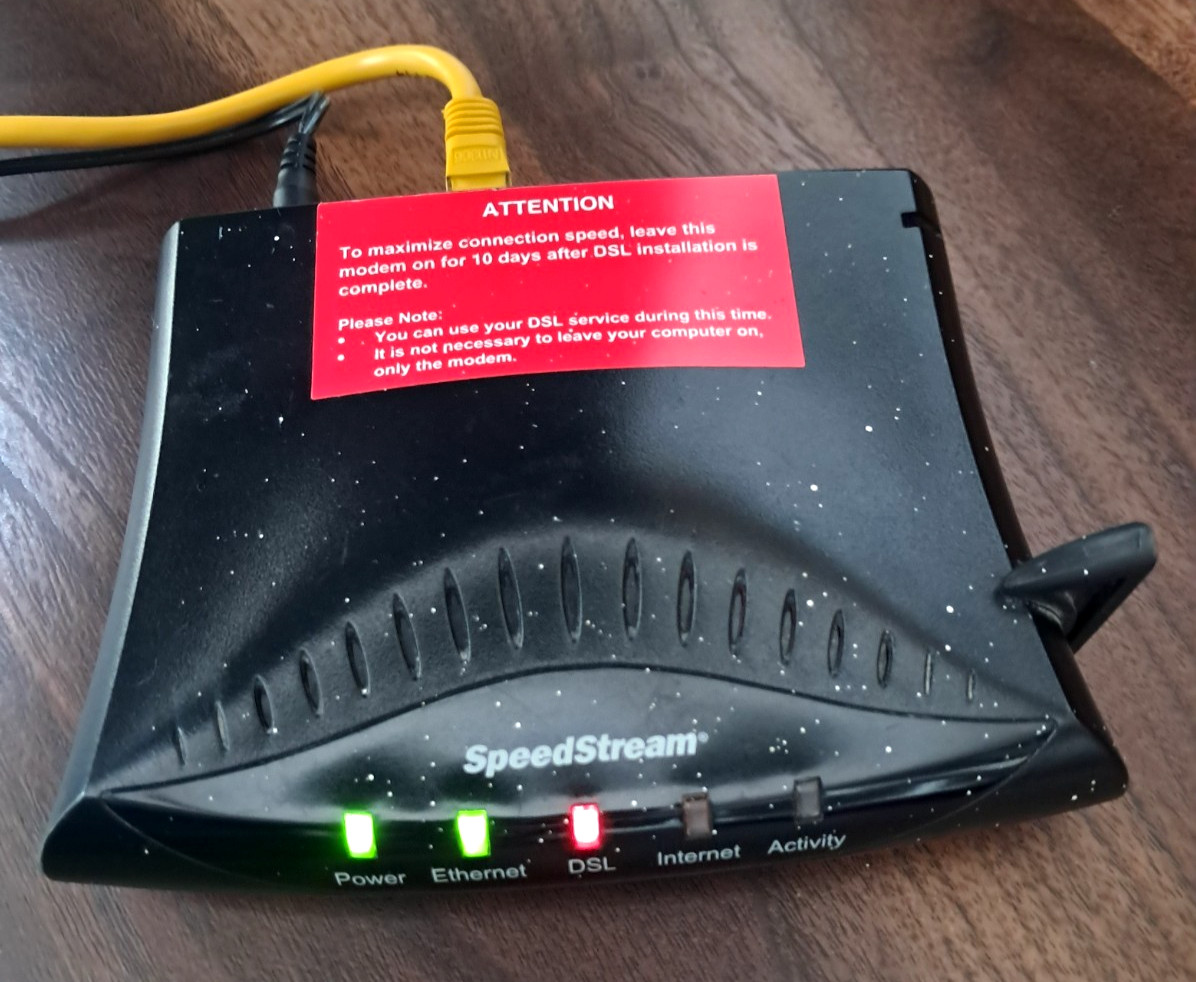Speedstream 5100 Ethernet ADSL Modem Efficient Networks w/ 12 Volt 700 mA power