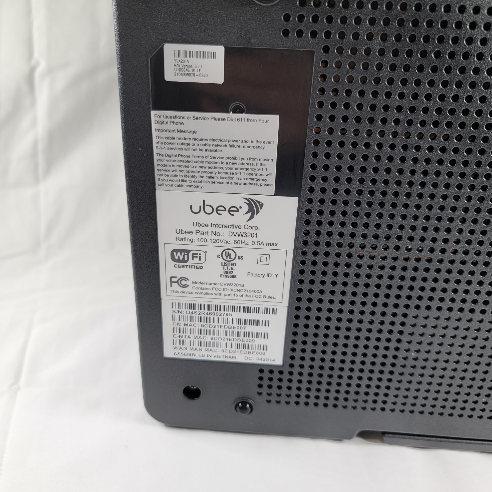Ubee DVW3201B Wireless Cable Modem -No Power Cord
