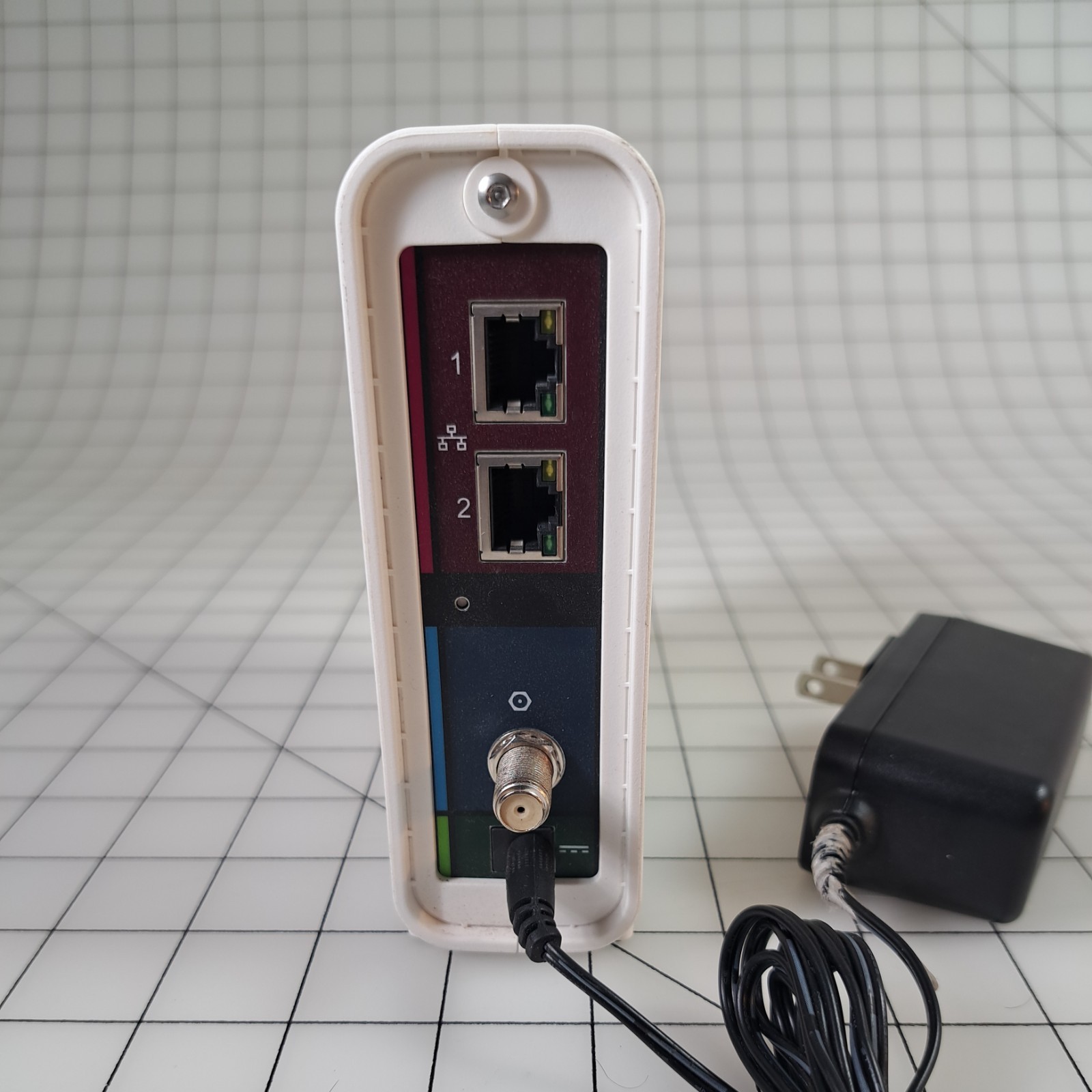 ARRIS SURFboard SB8200 DOCSIS 3.1 Gigabit Cable Modem