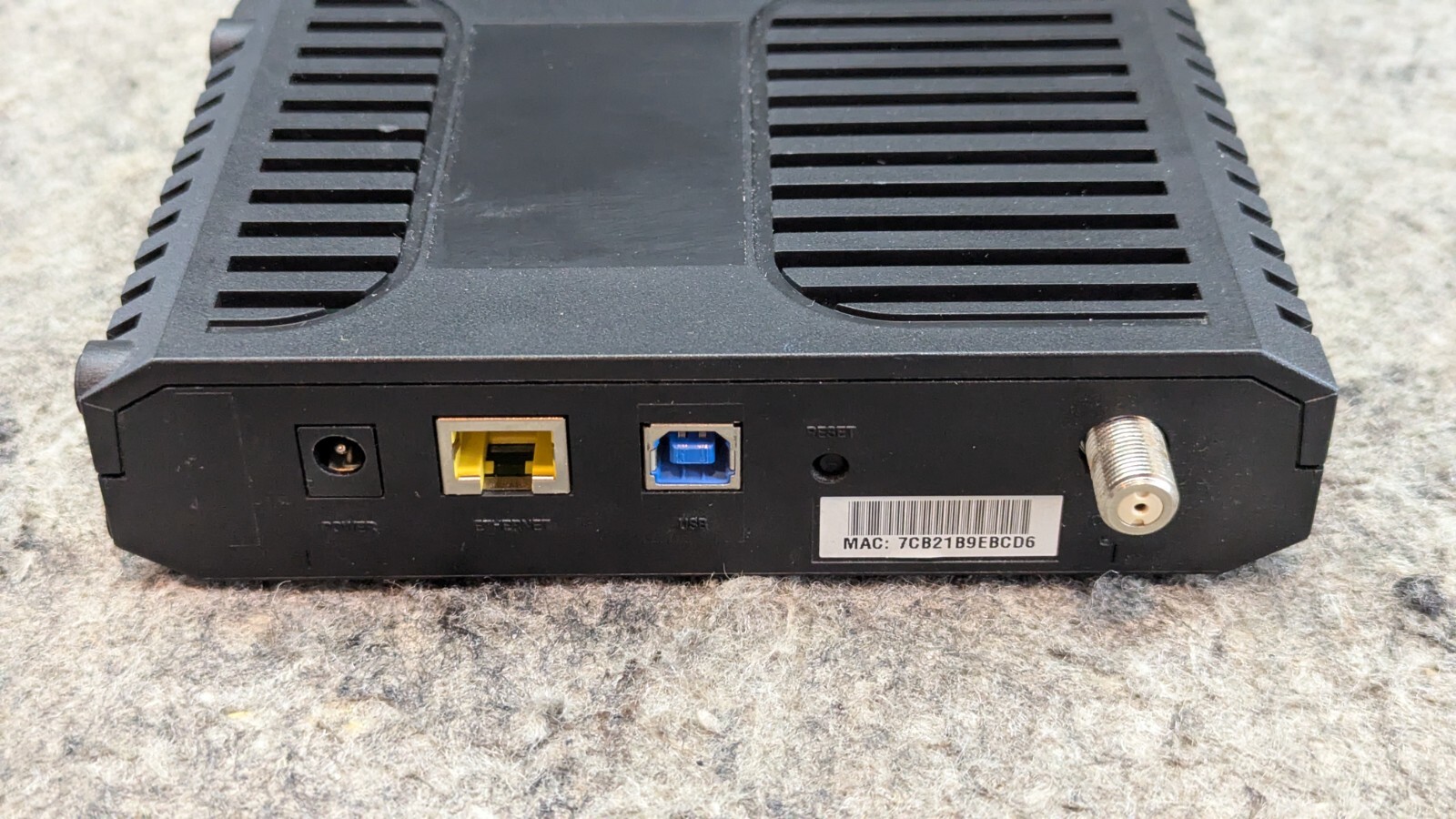 Cisco DPC3010 DOCSIS 3.0 Cable Modem w/ powerCord, Cat6 Ethernet Cable