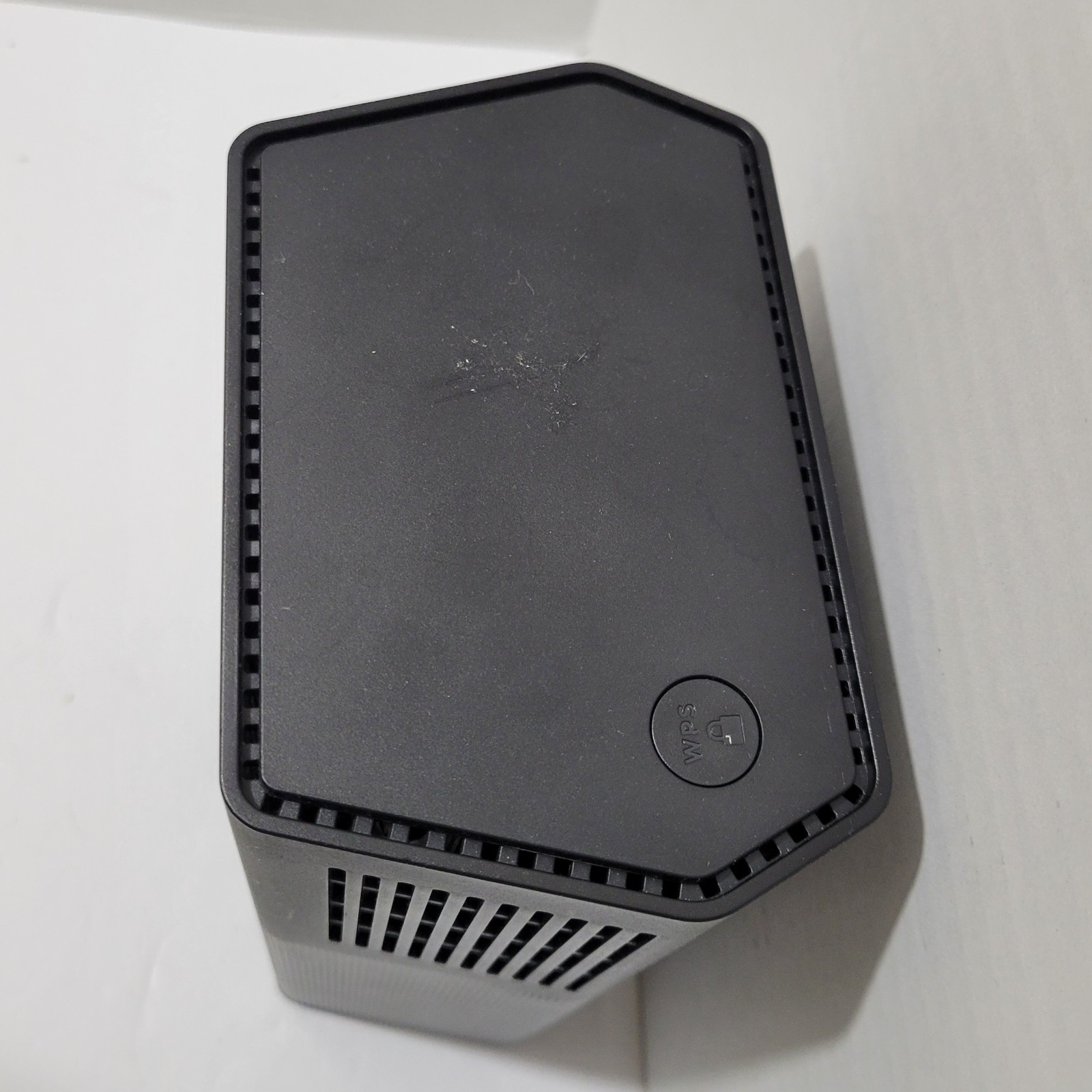 MOTOROLA MG8725 DOCSIS 3.1 AX6000 WIFI 6 MULIT-GIG 2 IN 1 CABLE MODEM ROUTER