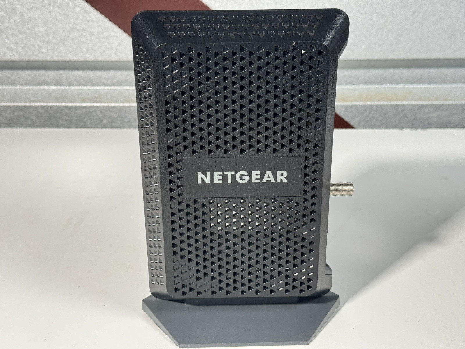 NETGEAR Nighthawk Multi-Gig Cable Modem CM1100- Power Cable – DOCSIS 3.1 – 1 GB