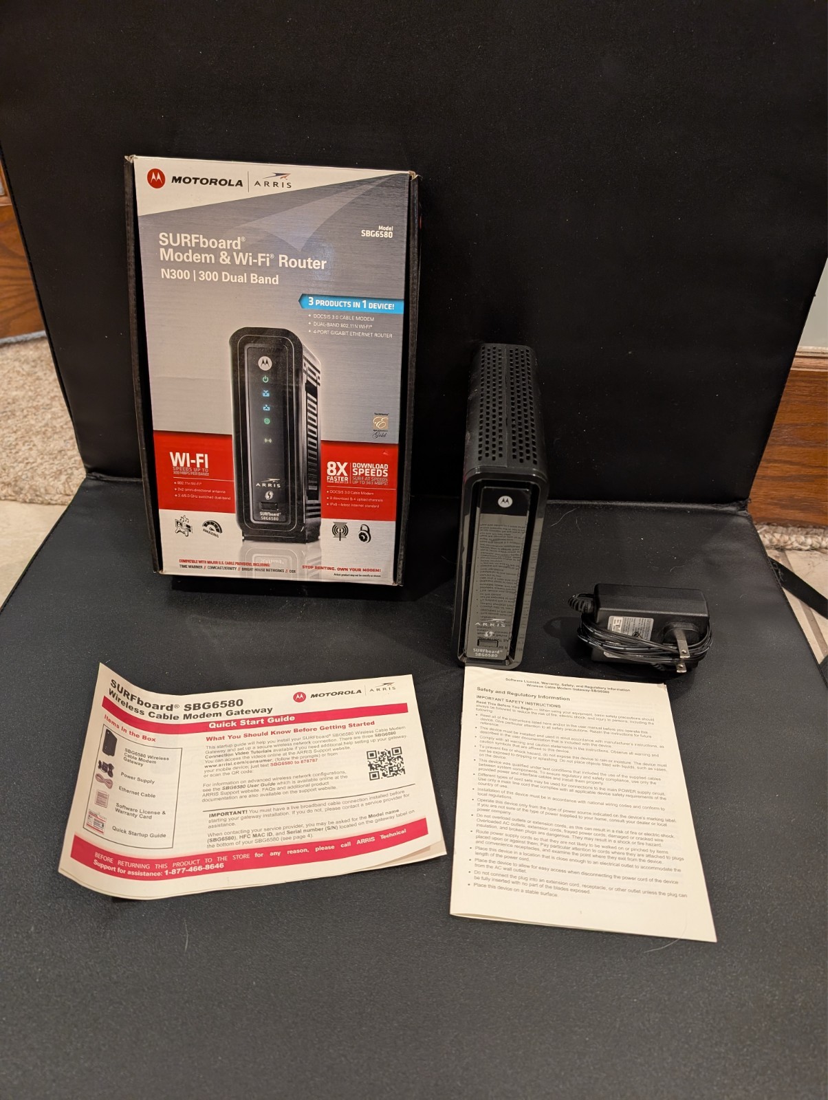 Motorola Arris Surfboard Modem/WiFi Router N300 Dual Band Model SBG6580 Complete