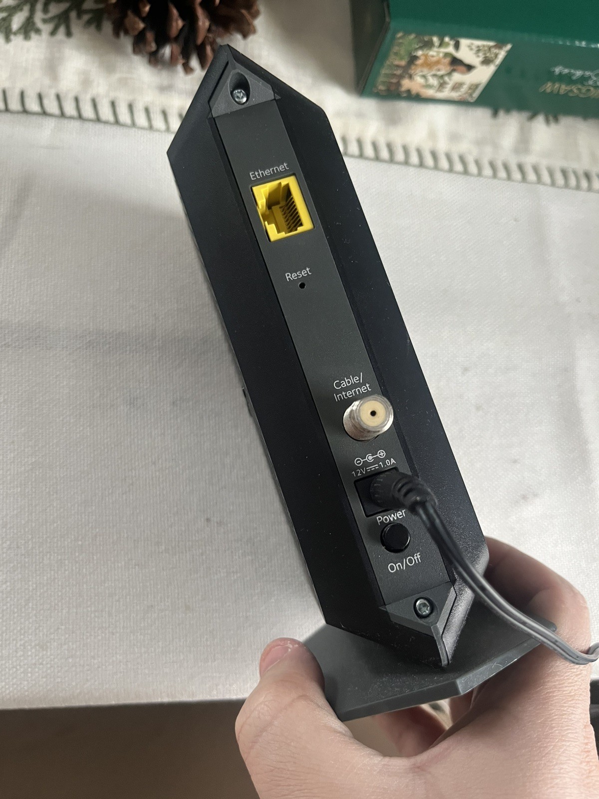 NETGEAR CM700 DOCSIS 3.0 Gigabit Cable Modem Black #UM8915 (VK)