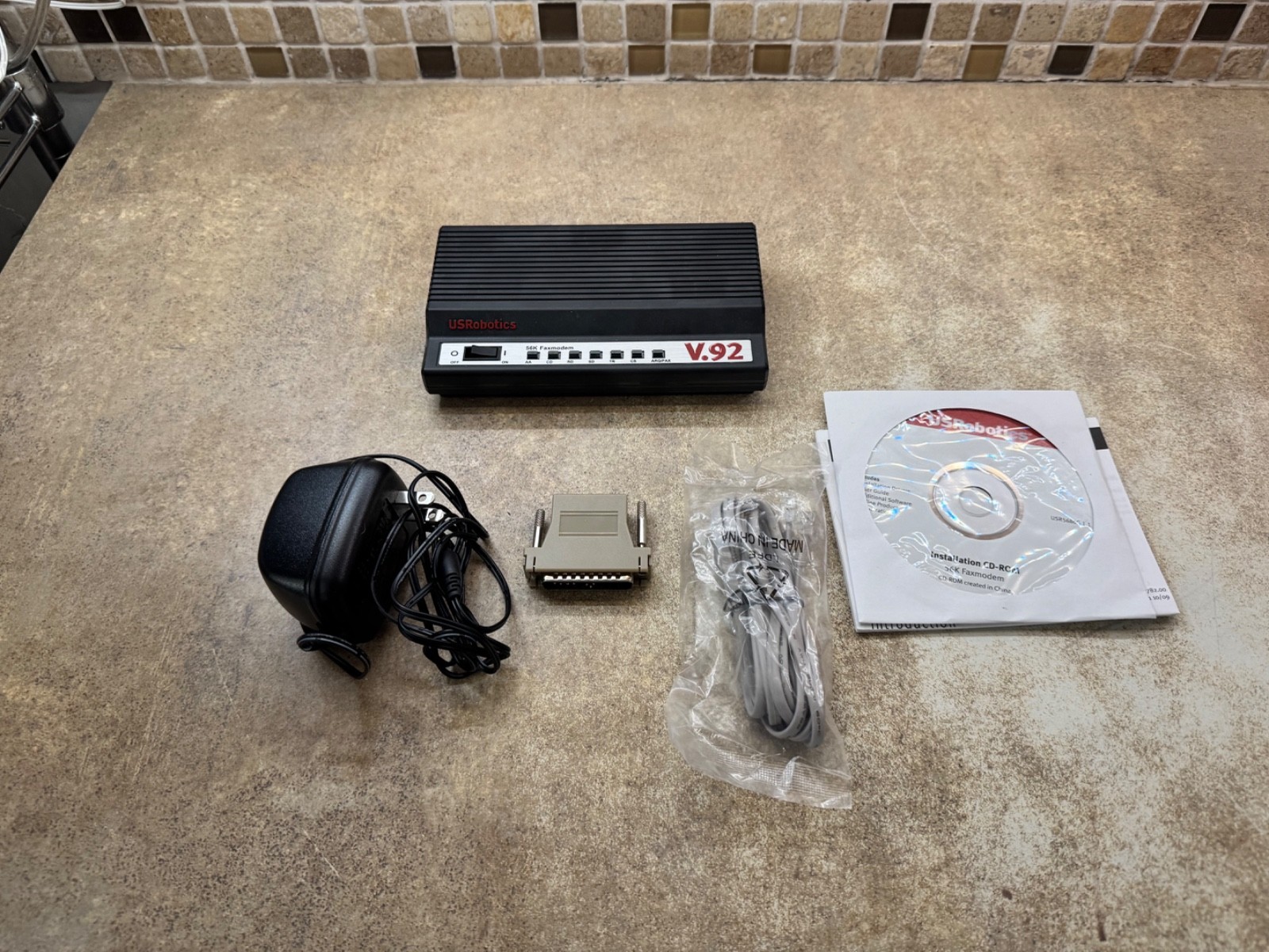 US Robotics, V.92, Model 5686G, 56K Faxmodem