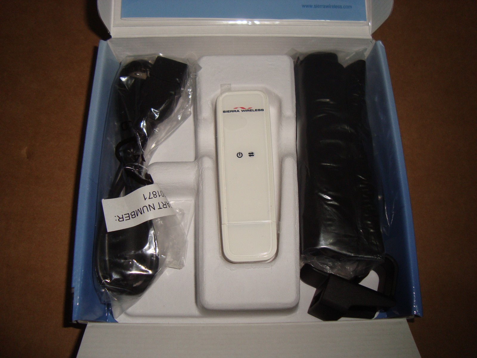 Sierra Wireless Compass 889 – BroadBand USB Modem HSPA 7.2 – See Photos –
