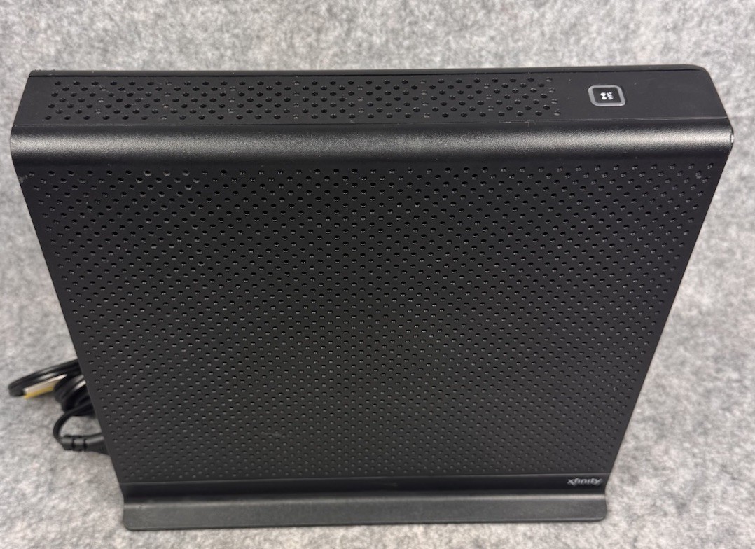 ARRIS TG1682G Panoramic Dual Band WiFi Router Cable Modem
