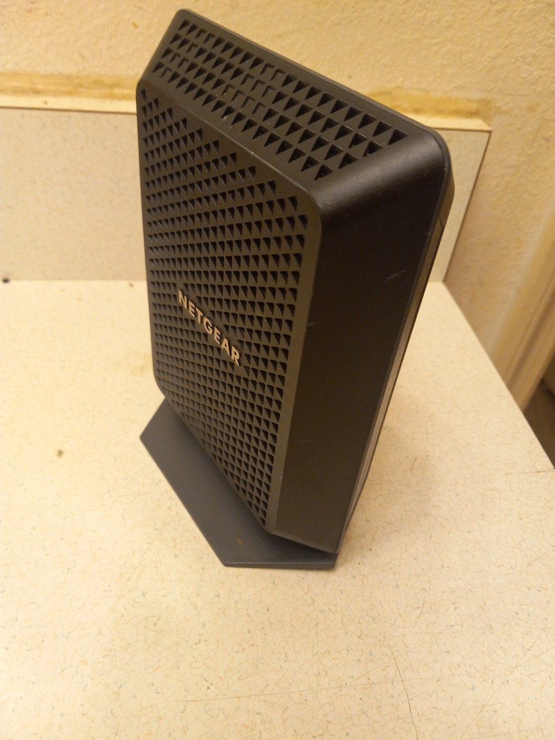 NETGEAR CM700 High-Speed Cable Modem NO Power Cord – Works Great