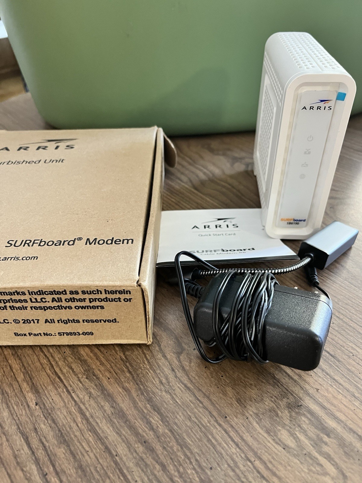 ARRIS SURFboard SB6190 DOCSIS 3.0 Cable Modem White Ethernet Coaxial 1 LAN Port