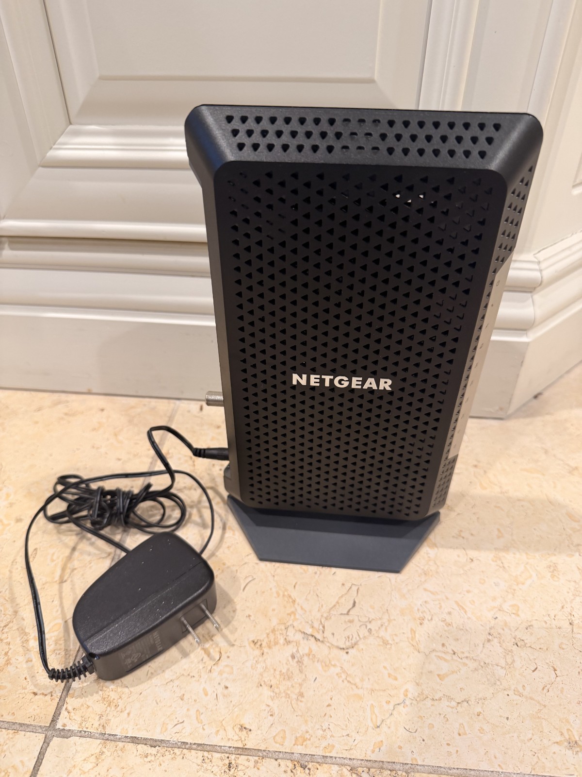 NETGEAR CM1150V Nighthawk Multi-Gig Speed Cable Modem for XFINITY Voice