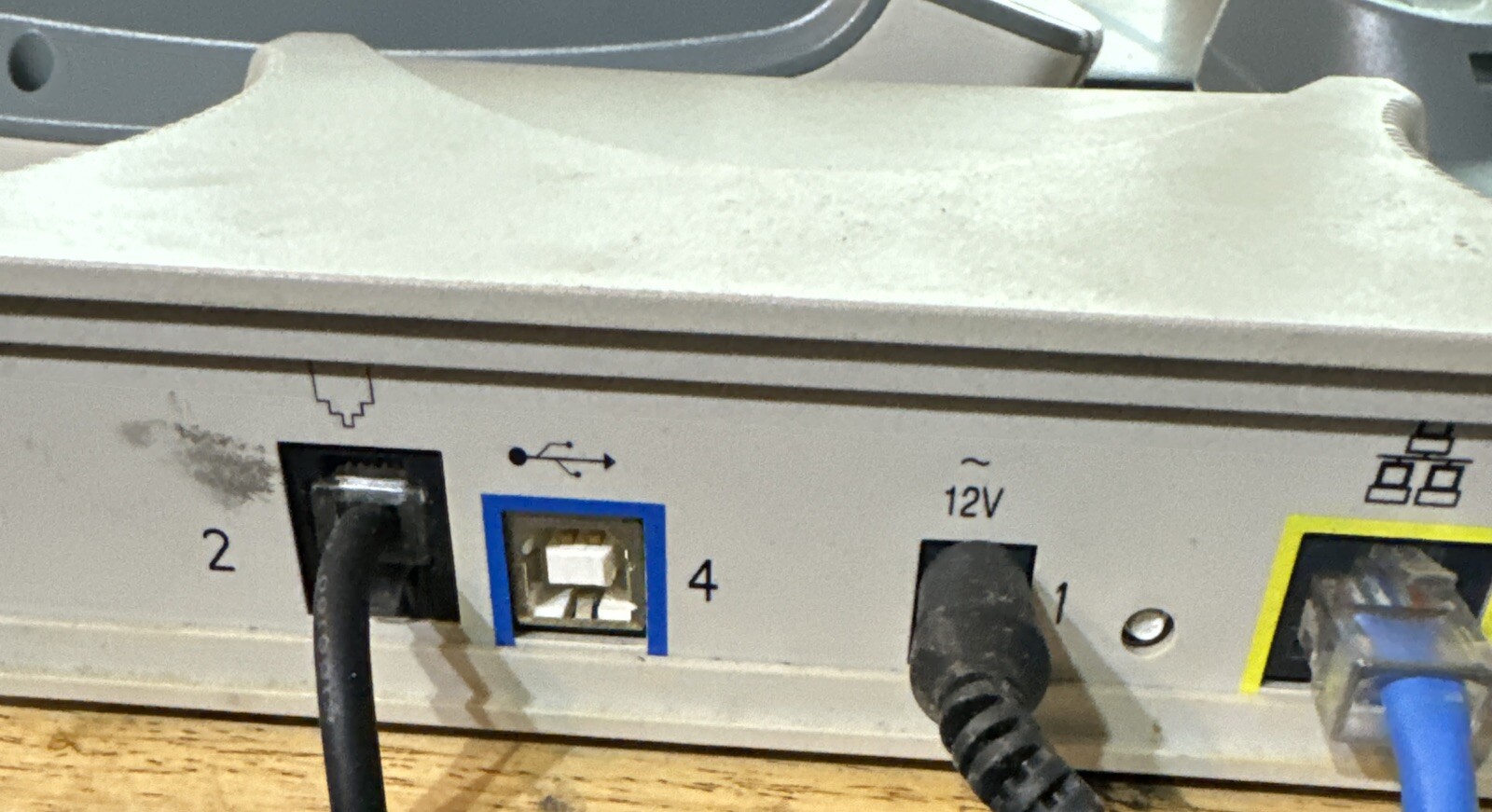 Wind River:Westell, Inc. Wire Speed DSL Modem # A90-210030-04 Data & Ethernet.