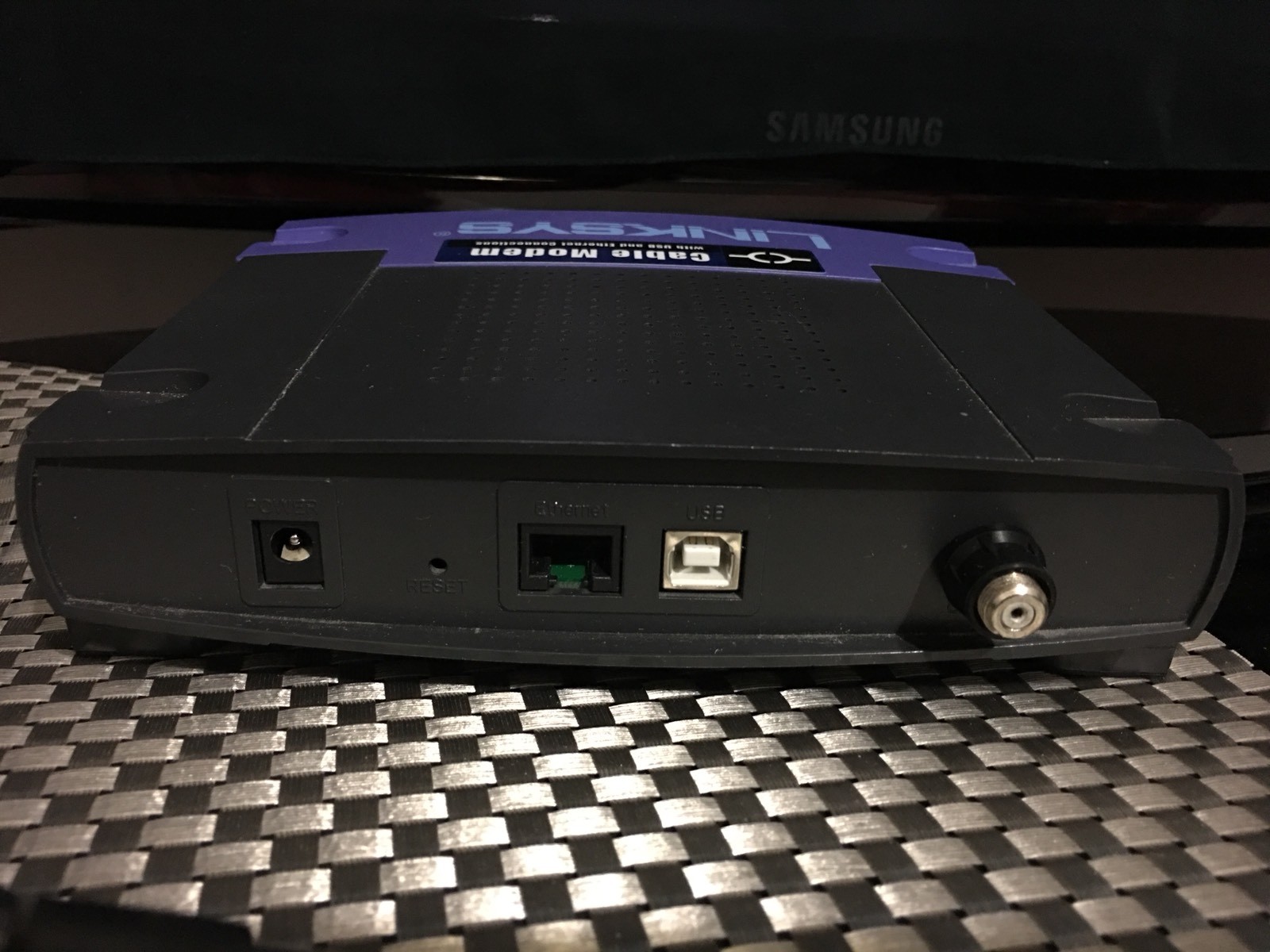 LINKSYS CISCO CABLE MODEM USB ETHERNET MODEL BEFCMU10 VER. 4