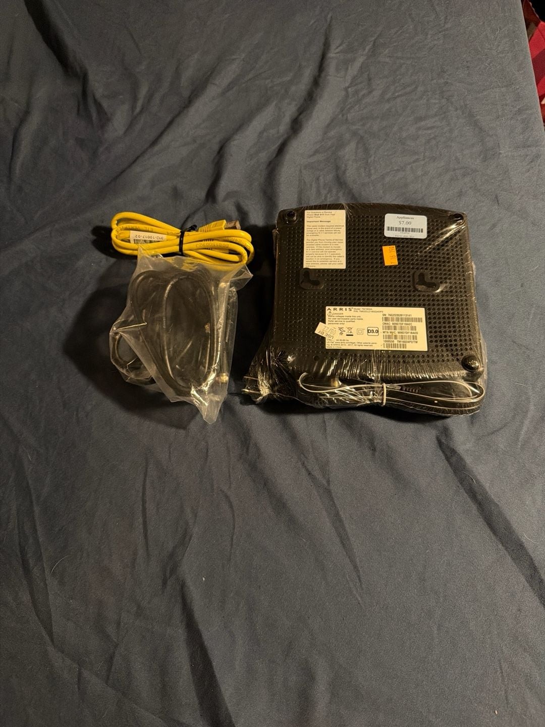 ARRIS TM1602A DOCSIS 3.0 Telephony Cable Modem
