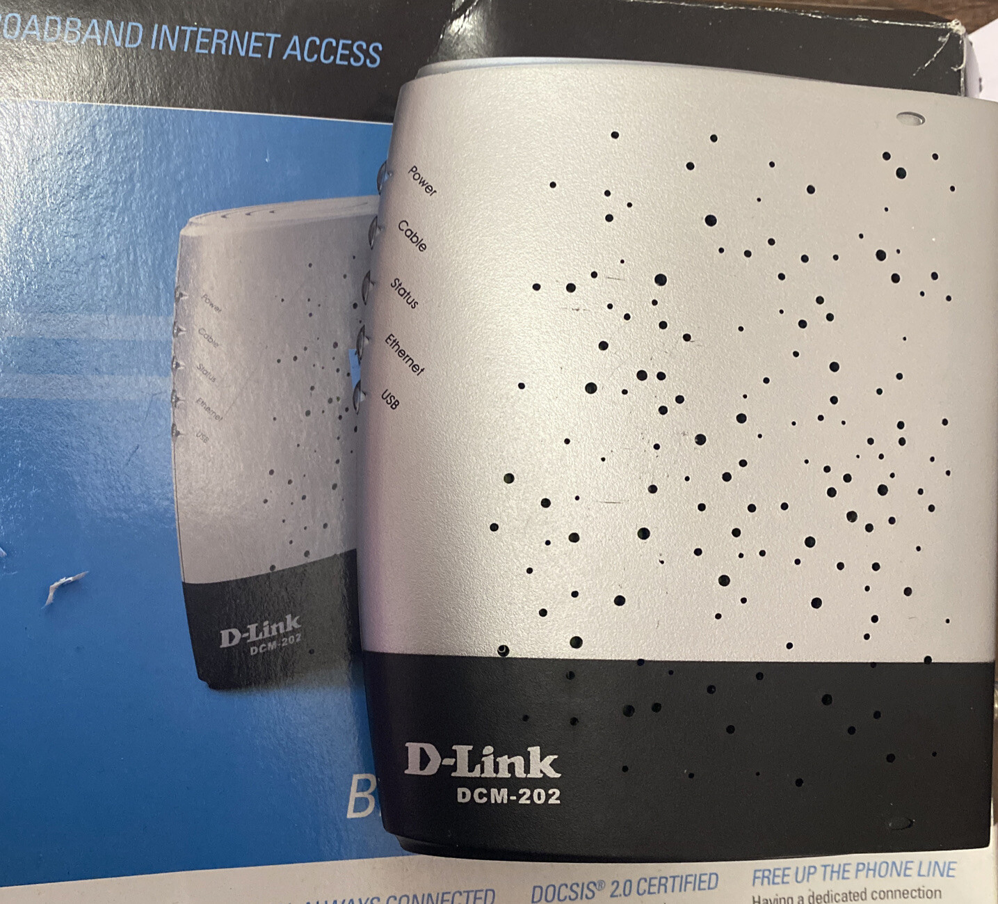 D-Link DCM-202 DOCSIS 2.0 USB Broadband Ethernet Cable Modem